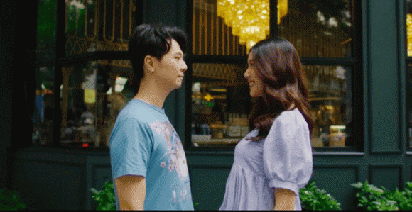 Á hậu Thuý Vân tung clip hé lộ chuyện tình với ông xã đại gia sau hôn lễ lãng mạn