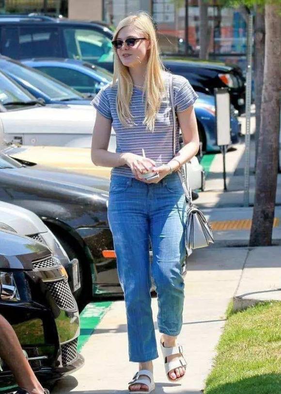 Birkenstocks, dép lê, dép đế bằng
