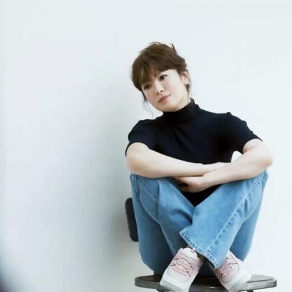 song hye kyo, mặt sưng phù, sao hàn