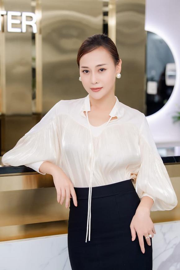 phuong-oanh-2-ngoisaovn-w700-h1050 7 Phương oanh,quỳnh búp bê,sao việt