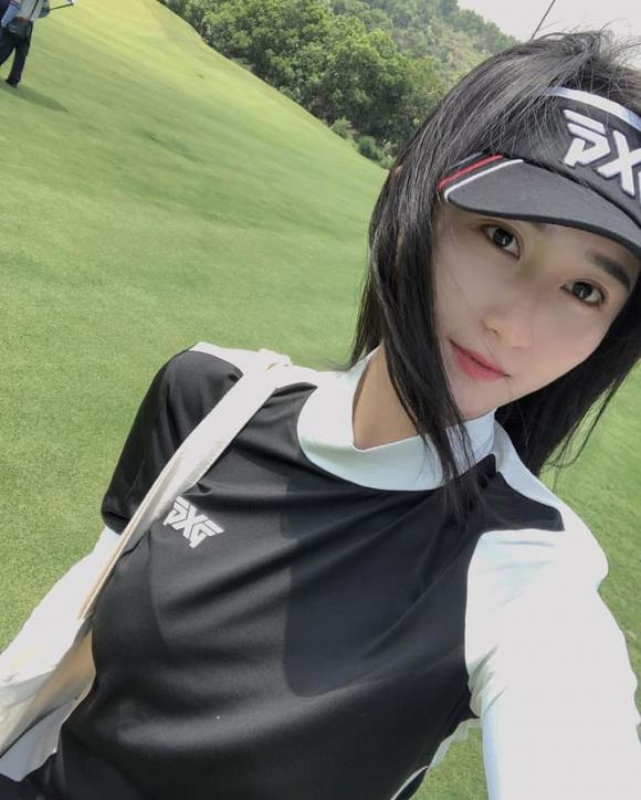 Trang phục của loạt sao Việt, hot girl khi chơi golf: Diễn viên hài Thu Trang kín như bưng; Âu Hà My gợi cảm