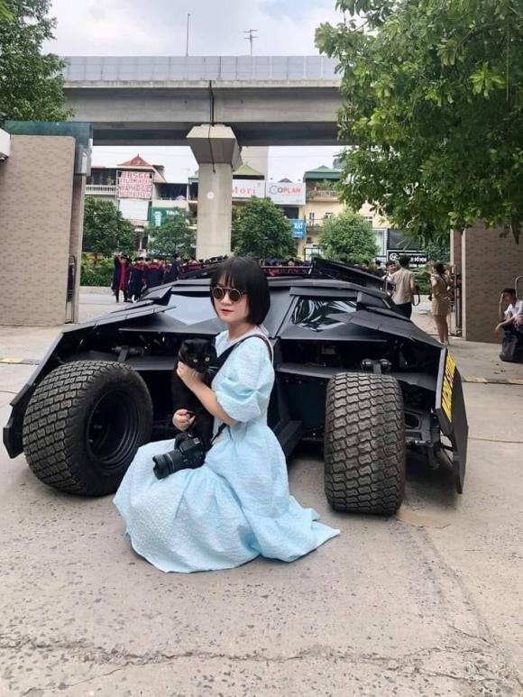 xe độc lạ,  xe Batman, chụp ảnh kỉ yếu