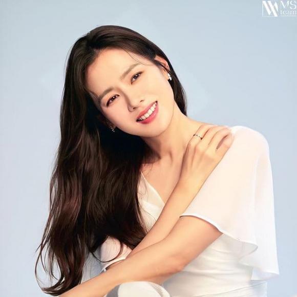 son ye jin, màu trắng, thời trang của son ye jin, sao hàn