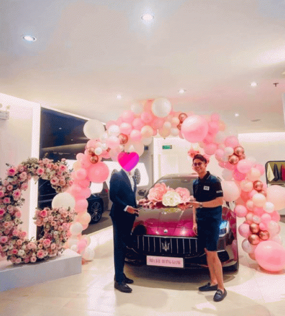 Đúng chuẩn bạn trai nhà người ta, Matt Liu chi mạnh tay tặng siêu xe cho Hương Giang