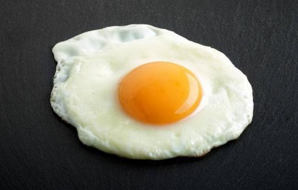 ăn trứng, ăn trứng sai cách, lưu ý khi ăn trứng