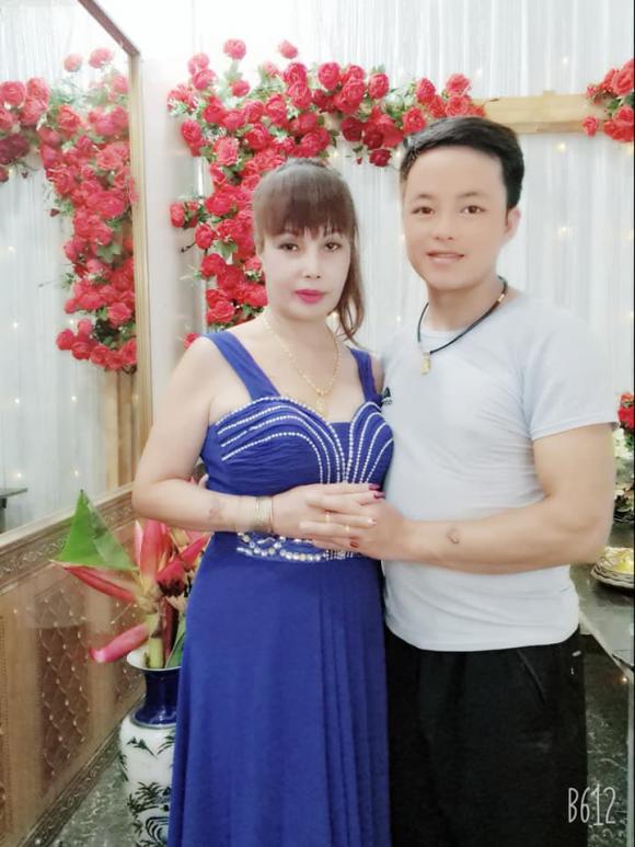 Cô dâu 62 tuổi, Thu Sao, Hoa Cương