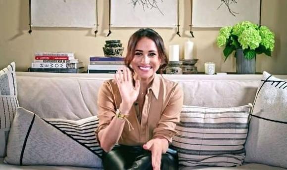 meghan markle, quần da bóng, hoàng gia anh