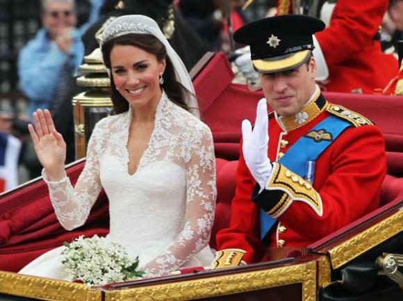 vợ chồng hoàng tử william kate, công nương kate mặc váy xuyên thấu, chuyện tình hoàng tử william và công nương kate