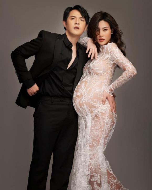 ca sĩ Đông Nhi, ca sĩ Ông Cao Thắng, sao Việt
