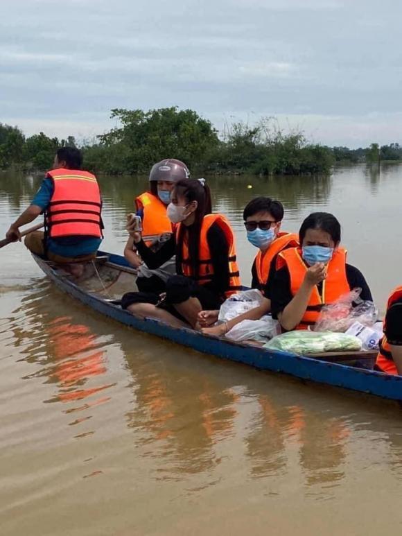 tin sao Việt, sao Việt, sao Việt hot nhất, tin sao Việt mới nhất, tin sao Việt tháng 10