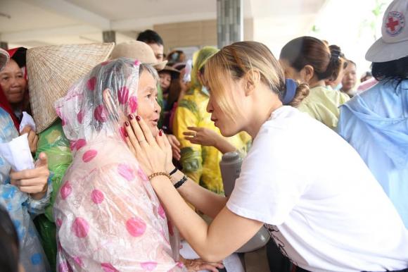 ca sĩ Mỹ Tâm, sao Việt