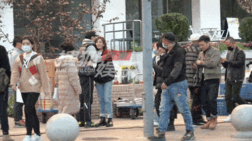 trieu-vy1.gif 4 Triệu Vy, sao Hoa ngữ, phim Học khu phòng