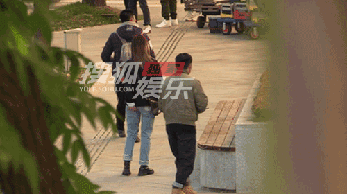 trieu-vy1.gif 6 Triệu Vy, sao Hoa ngữ, phim Học khu phòng