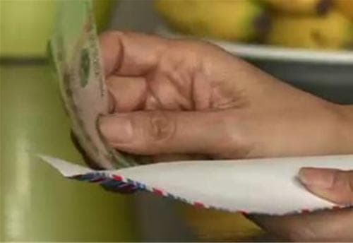 tằng quà cho người yêu, tặng phong bì cho người yêu, chuyện tình yêu