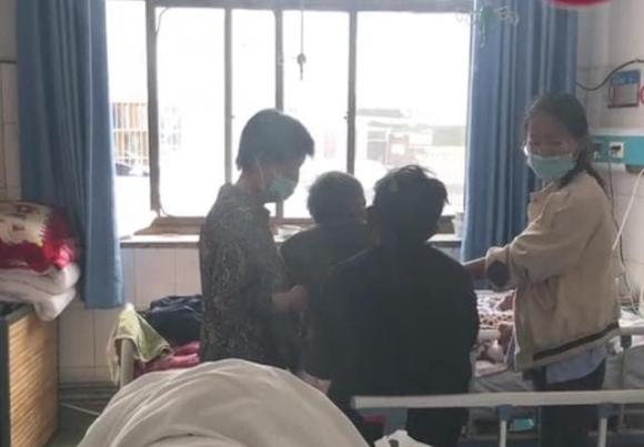 con trai chôn sống mẹ, vụ án chấn động trung quốc, vụ án con chôn sống mẹ