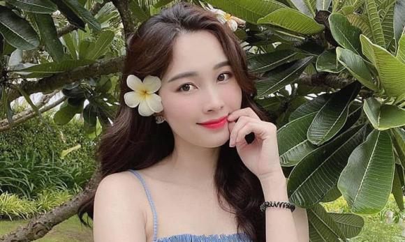 hoa hậu Đặg Thu Thảo, sao Việt