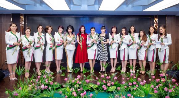 CEO Nhã Mai, phòng khám nha khoa Tân Định