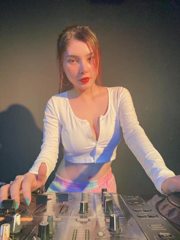 giật điện thoại, Linh Hana, DJ Linh Hana