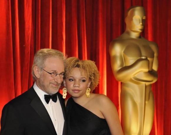 con gái steven spielberg tâm sự về nghề diễn viên phim người lớn, steven spielberg, phim của steven spielberg