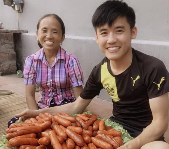 bà Tân Vlog, con trai bà Tân Vlog, kênh bà Tân Vlog