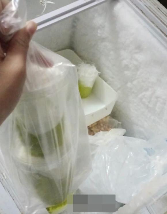đi mua kem, nhân viên bán hàng, sự cố bán hàng