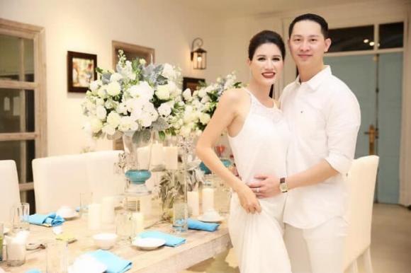 người mẫu Trang Trần, sao Việt