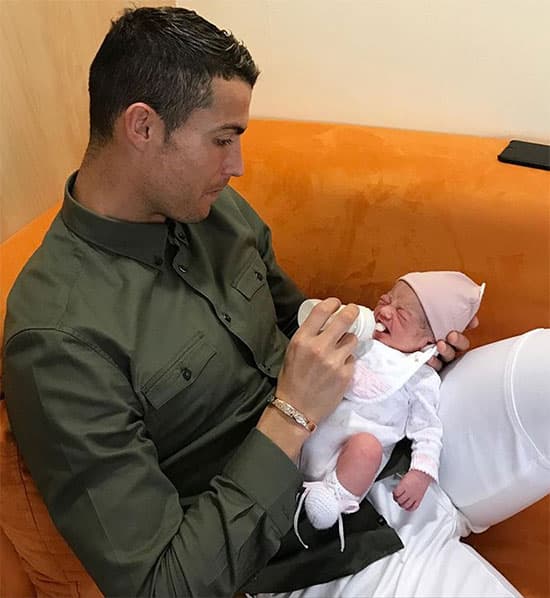 nhà ronaldo mừng sinh nhật con gái, cristiano ronaldo, ronaldo và bạn gái