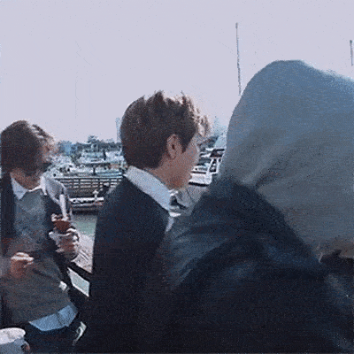 hai1.gif 0 idol hàn, khoảnh khắc xấu hổ, sao hàn