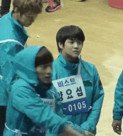 hai1.gif 0 idol hàn, khoảnh khắc xấu hổ, sao hàn