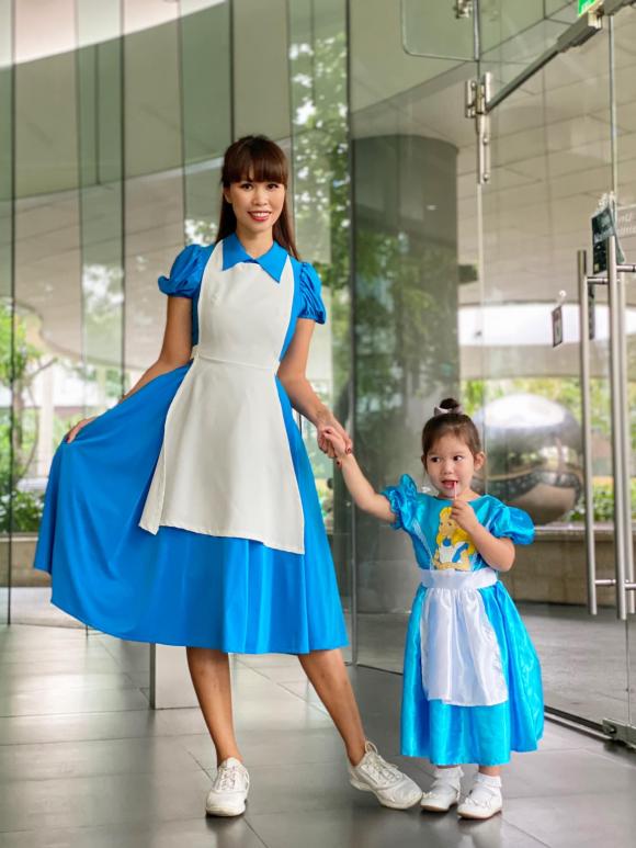 Hà Anh, con gái Hà Anh, sao việt 