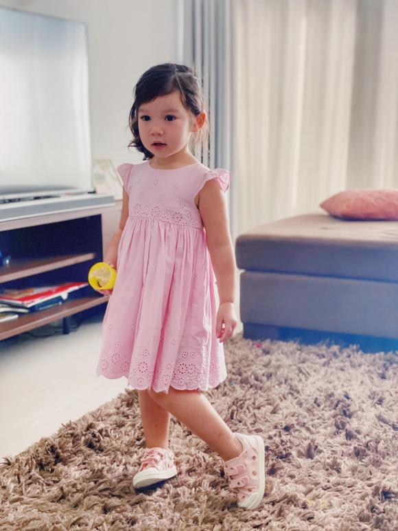 Hà Anh, con gái Hà Anh, sao việt 