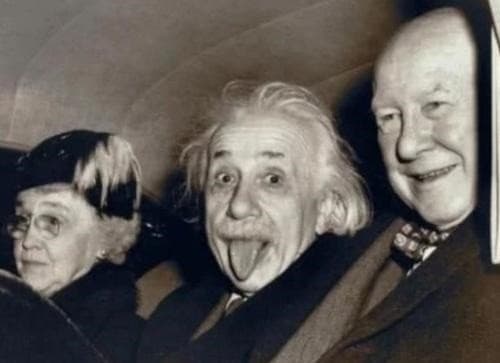 Thiên tài Albert Einstein, Thiên tài Albert Einstein chụp ảnh, thông tin thú vị về Thiên tài Albert Einstein 