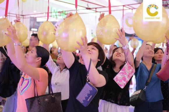 Crescent Mall, săn hàng sale