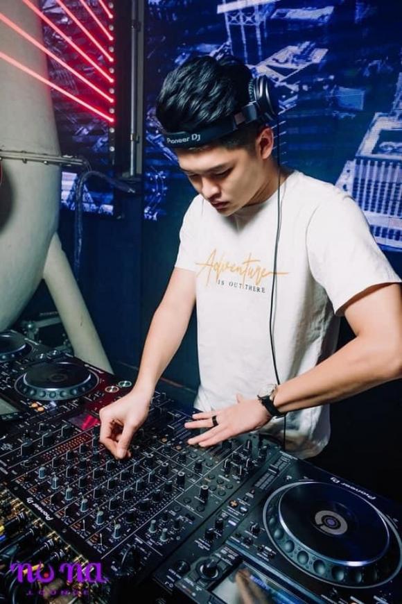 DJ Tùng Anh, sao việt