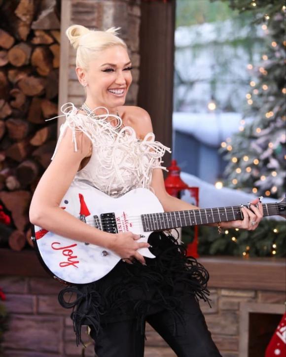 Gwen Stefani, Blake Shelton, nhẫn đính hôn