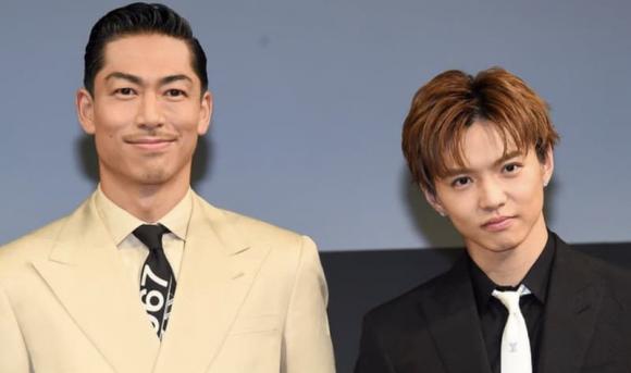 Akira - chồng siêu mẫu Lâm Chí Linh và ca sĩ Taiki Sato (hình bên trái).