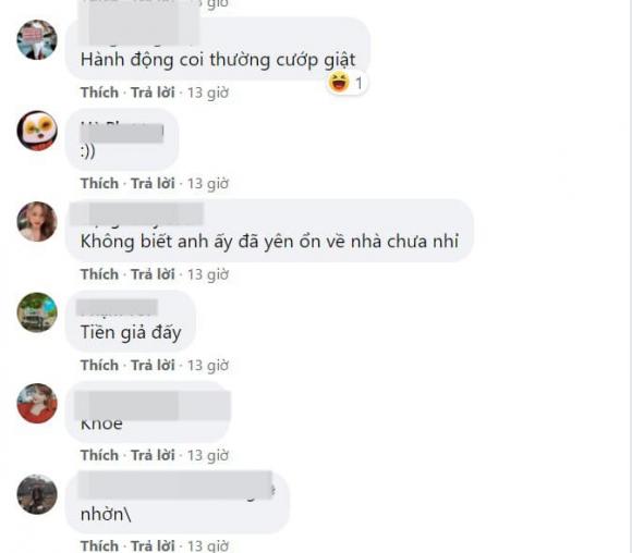 treo tiền trước xe máy, bỏ tiền trong túi bóng, giới trẻ, thanh niên