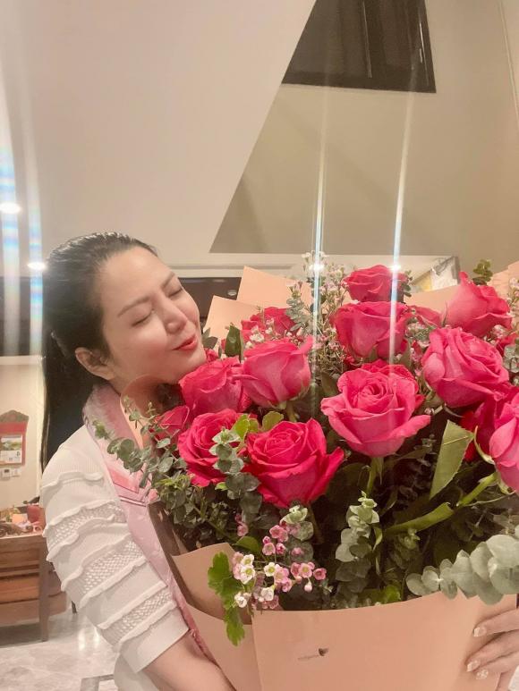 Ca sĩ Đinh Hiền Anh kỷ niệm 2 năm ngày cưới kèm lời nhắn nhủ tới ông xã: 'Em mãi yêu thương và bên anh'