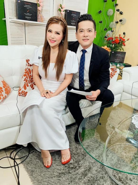 Hoàng Anh, Hoàng Anh ly hôn vợ, vợ Hoàng Anh