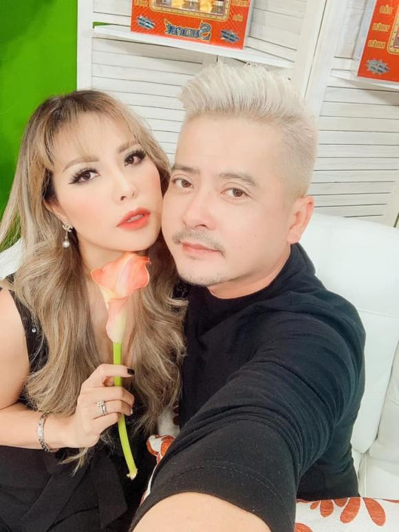 Hoàng Anh, Hoàng Anh ly hôn vợ, vợ Hoàng Anh
