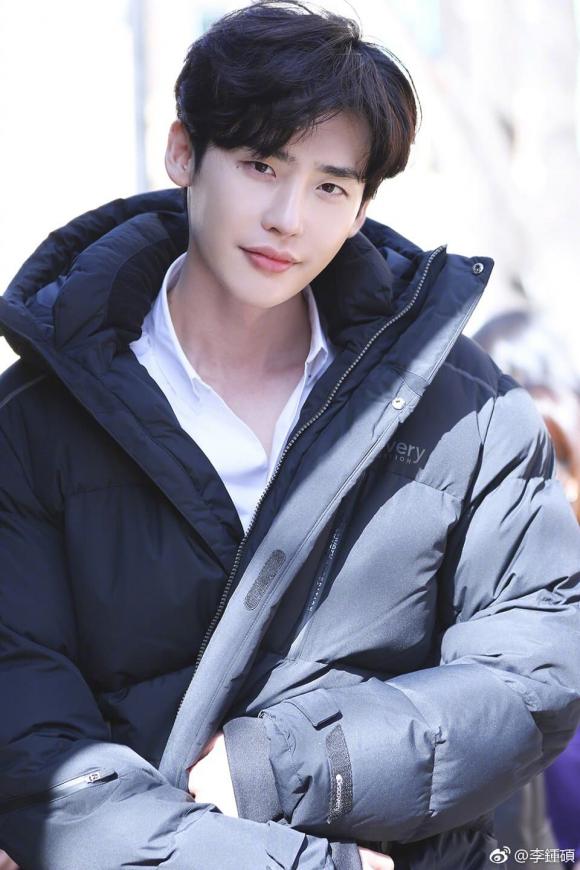 lee jong suk, xuất ngũ, sao hàn 