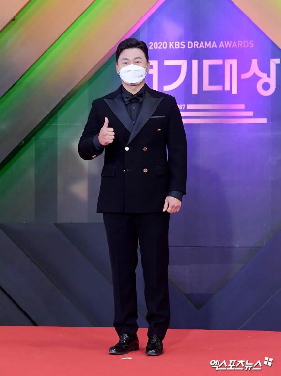 Lễ trao giải phim truyền hình KBS năm 2020, sao Hàn, thảm đỏ sao, 