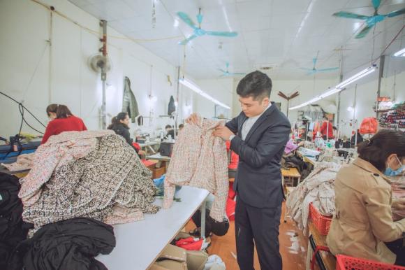 Doanh nhân Nguyễn Đình Đào, Shop Nguyễn Đình Đào TTS1 Quần Áo Nữ
