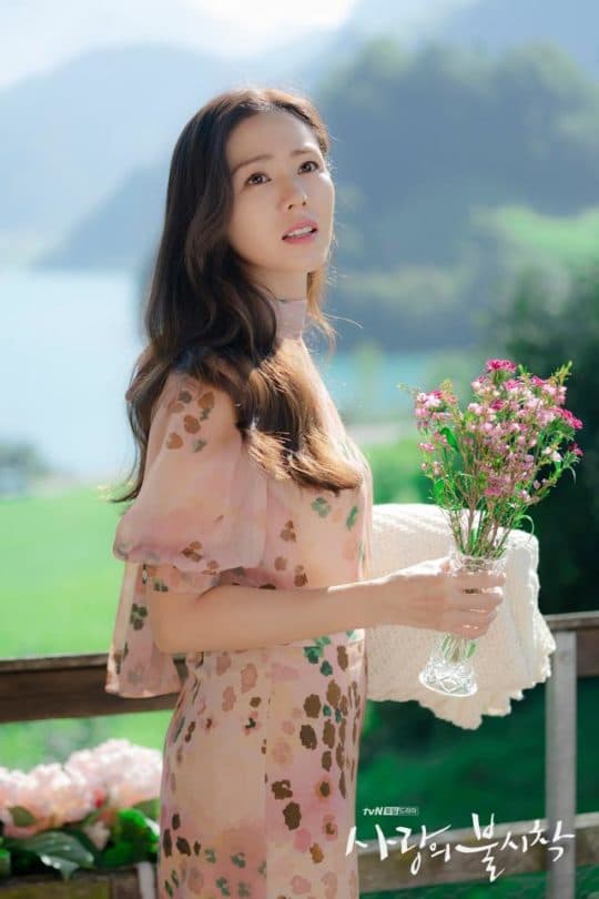 Son Ye Jin,  Park Min Young, hạ cánh nơi anh, top 10 nữ diễn viên xuất sắc nhất Hàn Quốc