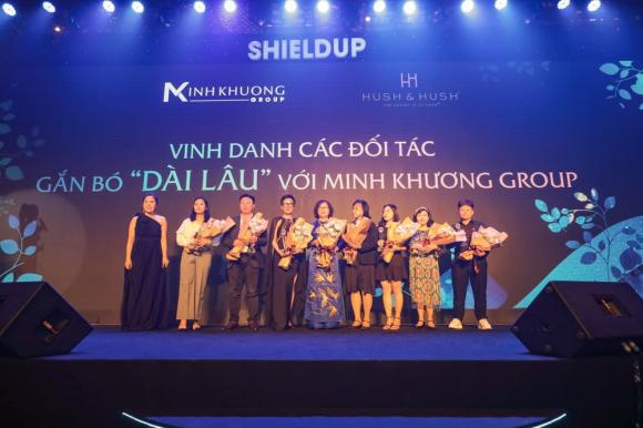 Hush & Hush, Minh Khương Group, Bằng Kiều, Phương Vy Idol