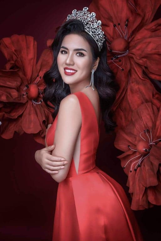 a-quang-hoang-yen-tra-vinh-191.jpg 0 Á quân Người đẹp công sở 2018, Á quân Hoàng Yến