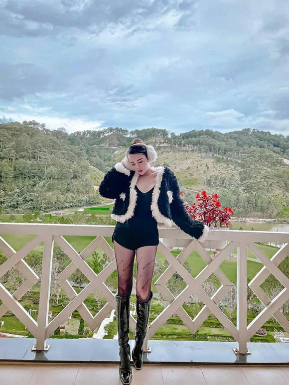 lai-thuy-yen-nhi-2-ngoisaovn-w700-h933 7 Cô chủ lại thụy yến nhi,NhiJudy Store,shop quần áo yến nhi