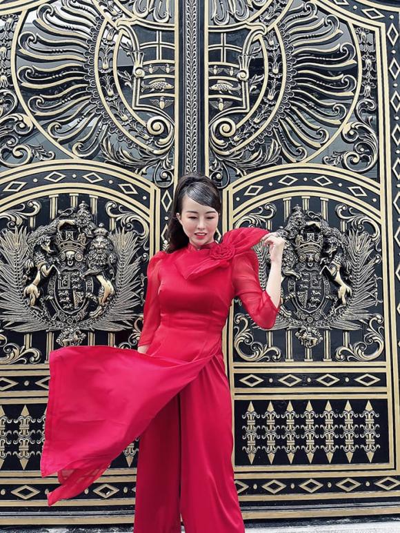 lai-thuy-yen-nhi-6-ngoisaovn-w700-h933 3 Cô chủ lại thụy yến nhi,NhiJudy Store,shop quần áo yến nhi