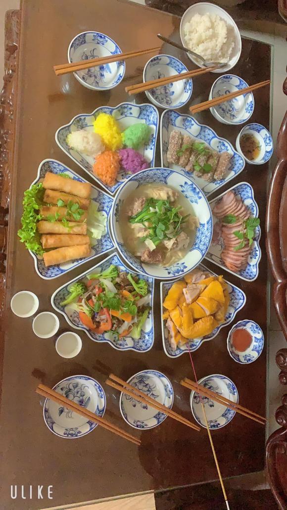 Ông Công Ông Táo, sao Việt, mâm cỗ cúng Ông Công Ông Táo