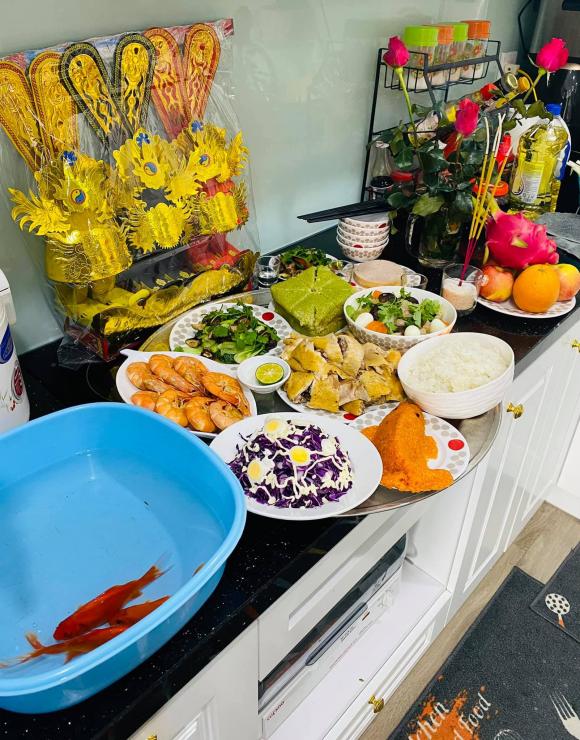 Ông Công Ông Táo, sao Việt, mâm cỗ cúng Ông Công Ông Táo
